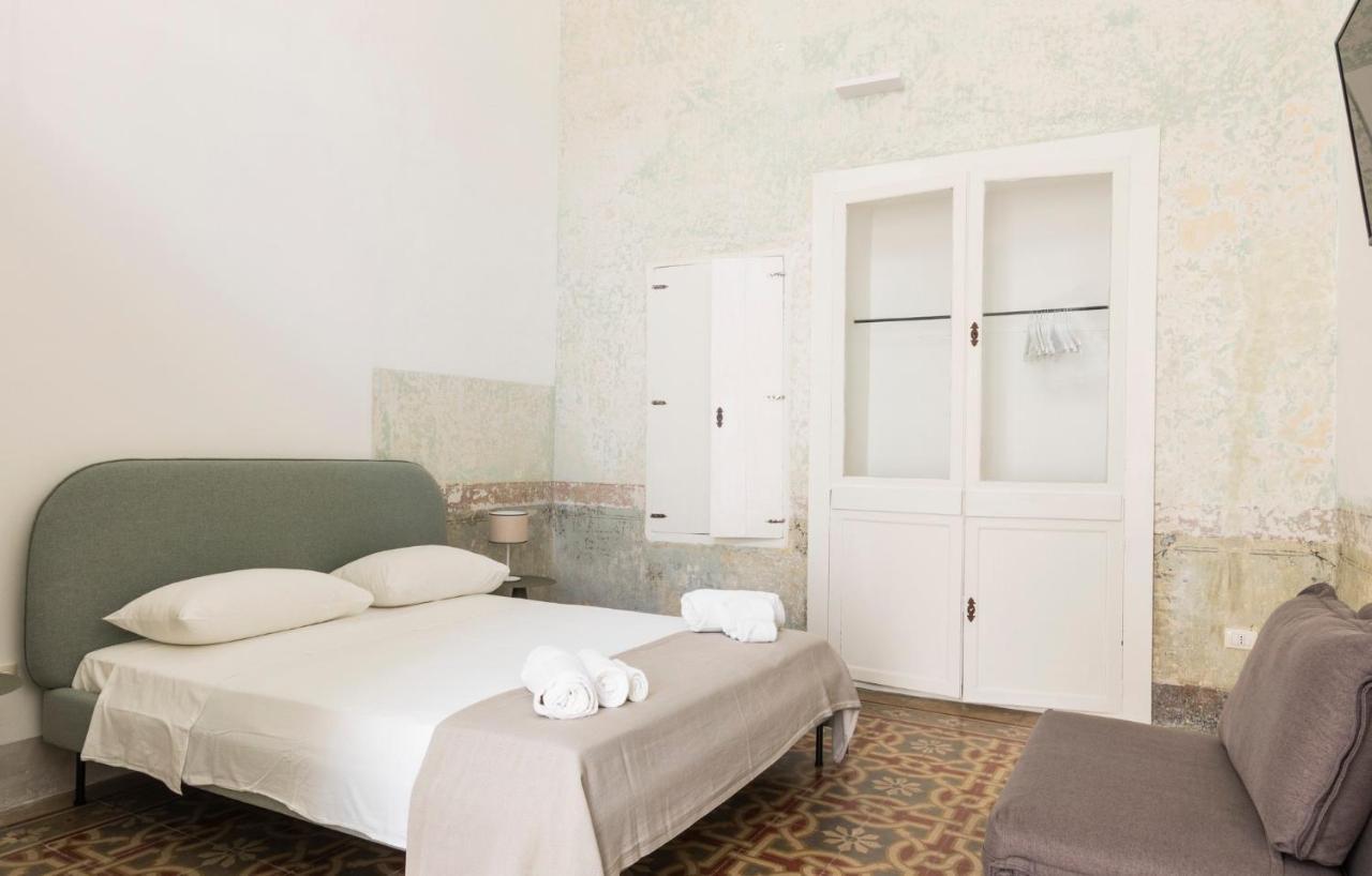 Palazzo Balsamo Bed and Breakfast Gallipolli Exteriör bild
